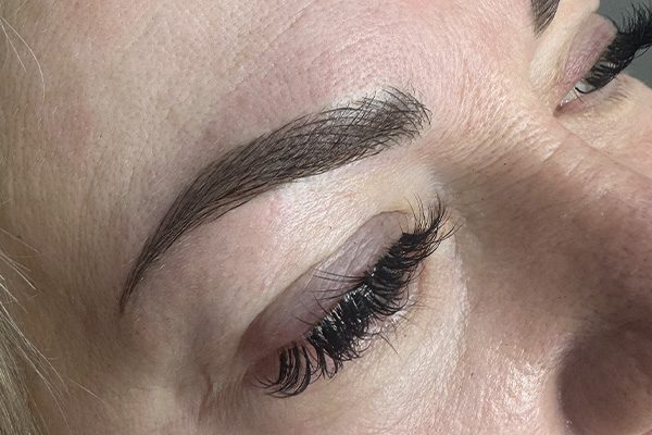 Microblading Härchenzeichnung